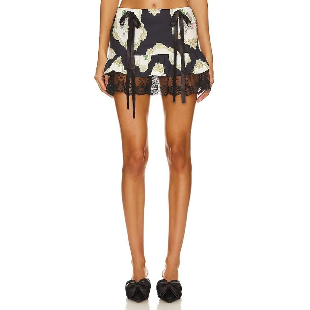 Zemeta Renaissance Rose Tutu Skirt in Black Mini Lace Floral